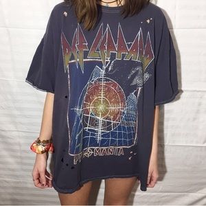 URBAN BAND TEE